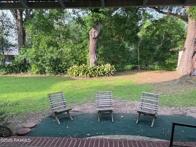 213 S Main Street, Breaux Bridge, LA 70517