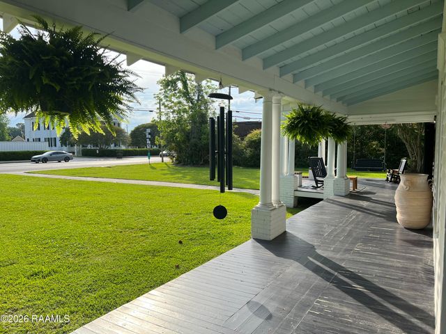 213 S Main Street, Breaux Bridge, LA 70517