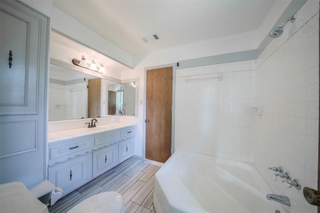 7622 County Line Road, Willis, TX 77378