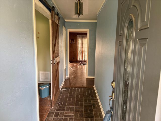 7622 County Line Road, Willis, TX 77378