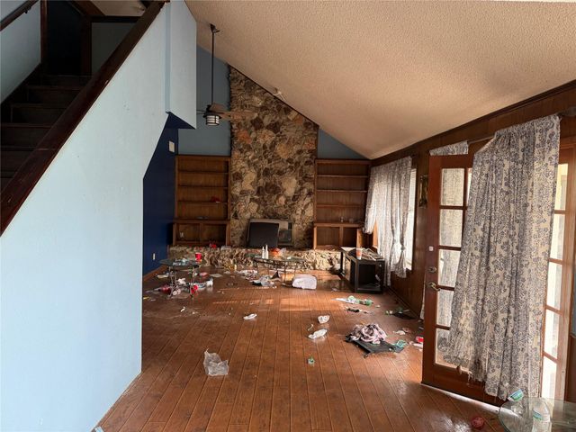 7622 County Line Road, Willis, TX 77378