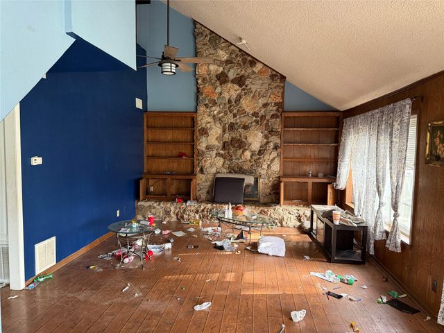 7622 County Line Road, Willis, TX 77378