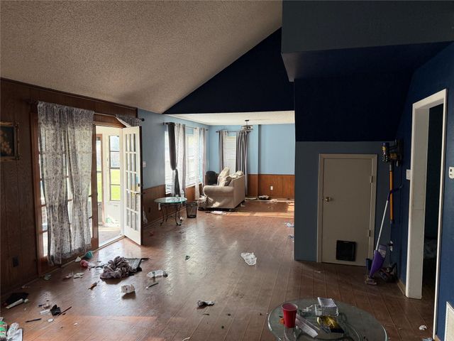 7622 County Line Road, Willis, TX 77378