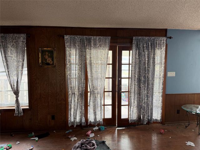 7622 County Line Road, Willis, TX 77378