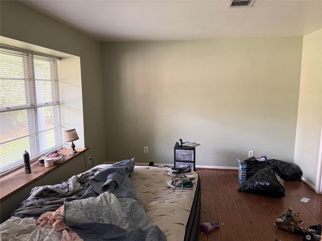 7622 County Line Road, Willis, TX 77378