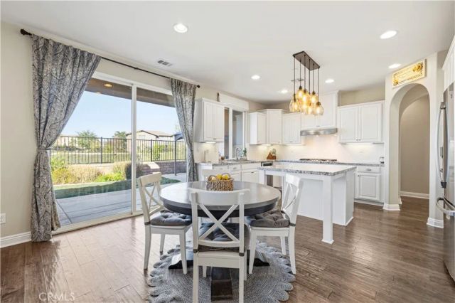 28417 Steel, Valencia, CA 91354