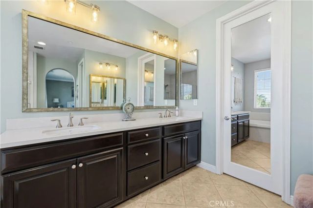 28417 Steel, Valencia, CA 91354