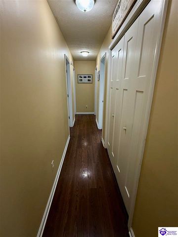 324 Harness Court, Elizabethtown, KY 42701