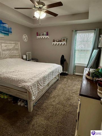 324 Harness Court, Elizabethtown, KY 42701