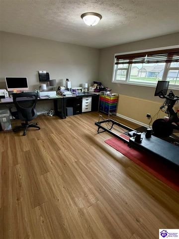 324 Harness Court, Elizabethtown, KY 42701