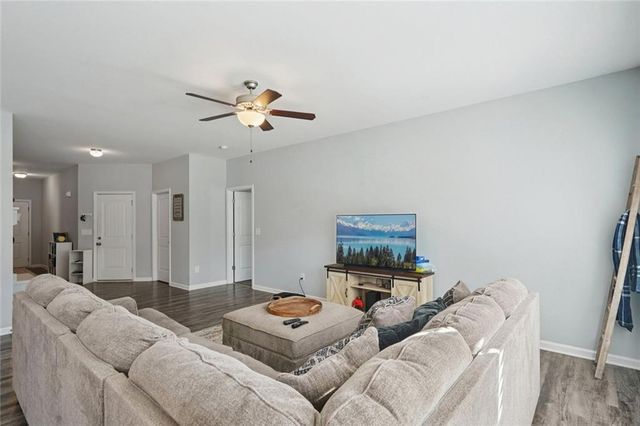 329 Highland Pointe Drive, Alto, GA 30510