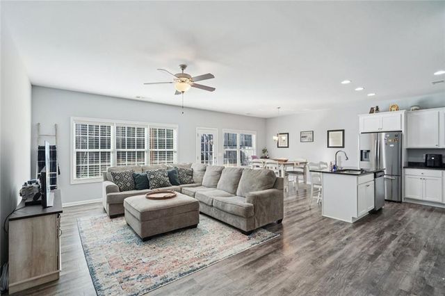 329 Highland Pointe Drive, Alto, GA 30510