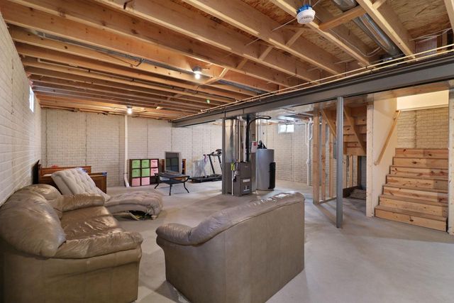 1116 Springbrook DRIVE, Burlington, WI 53105