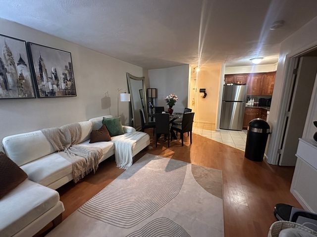 915 Edgell Rd 64, Framingham, MA 01701