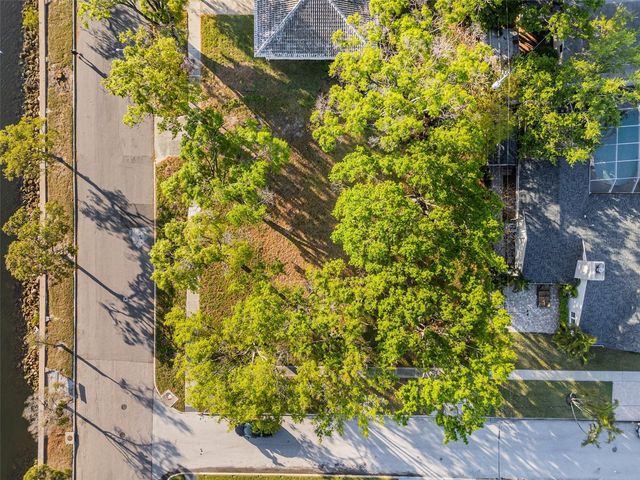 602 CHANNEL DRIVE, Tampa, FL 33606