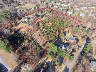 2 Rossi Dr, Clinton Twp., NJ 08809