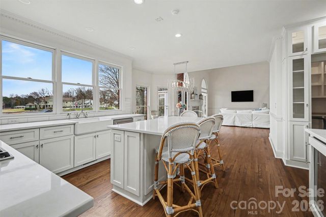 20410 Island Forest Drive, Cornelius, NC 28031