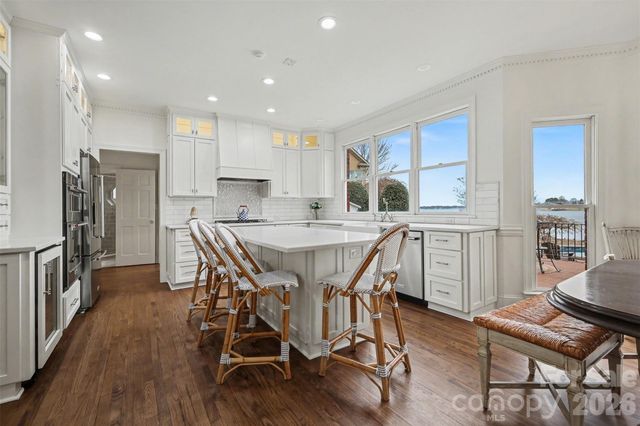 20410 Island Forest Drive, Cornelius, NC 28031