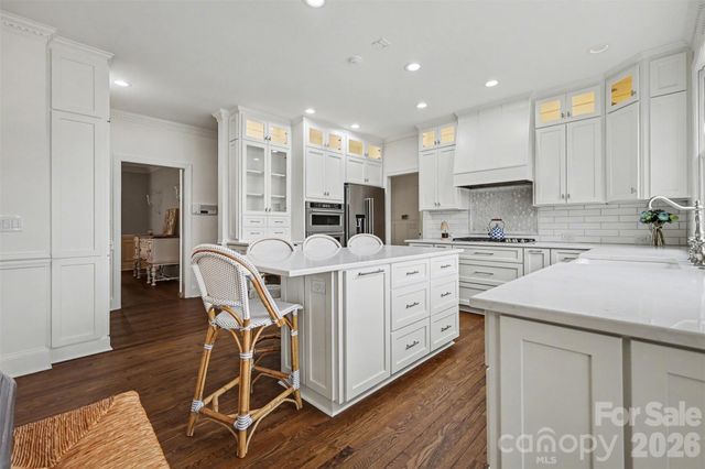 20410 Island Forest Drive, Cornelius, NC 28031