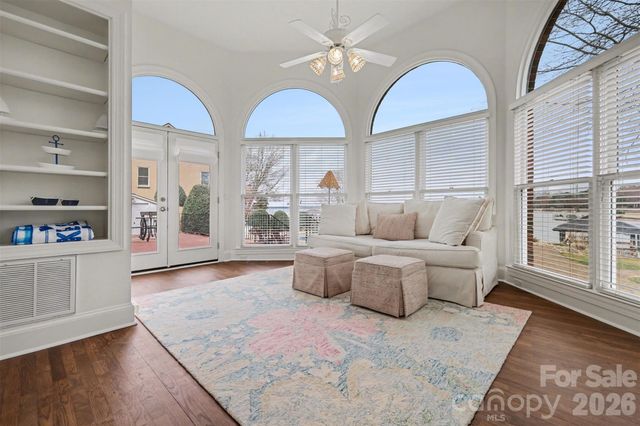 20410 Island Forest Drive, Cornelius, NC 28031