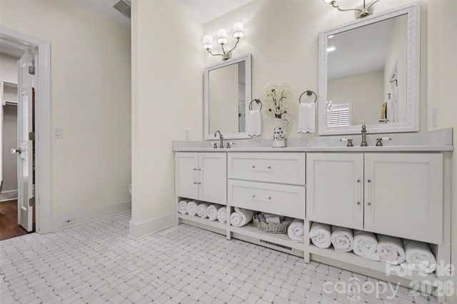 20410 Island Forest Drive, Cornelius, NC 28031