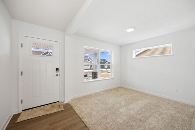 7541 Lotus Lane, Lino Lakes, MN 55038