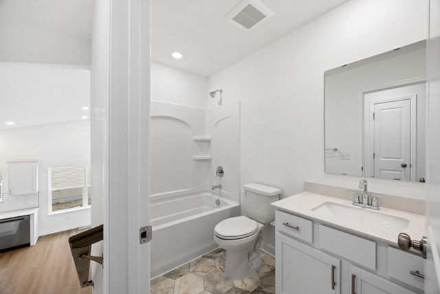 7541 Lotus Lane, Lino Lakes, MN 55038