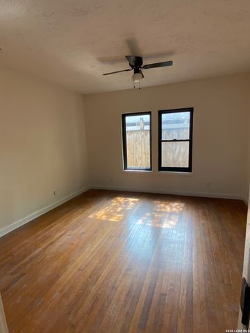 1614 W ROSEWOOD AVE, San Antonio, TX 78201