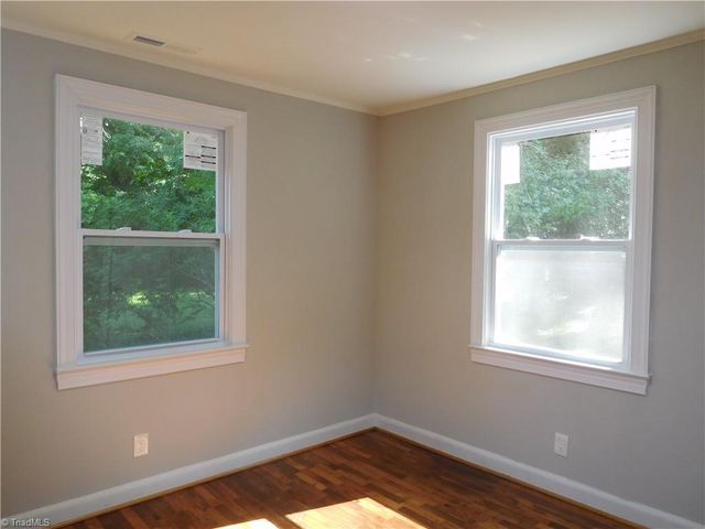 144 Edgewood Circle, Winston-salem, NC 27127