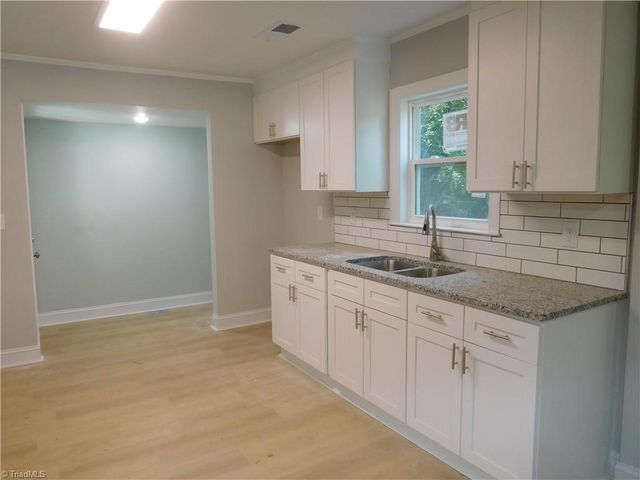 144 Edgewood Circle, Winston-salem, NC 27127