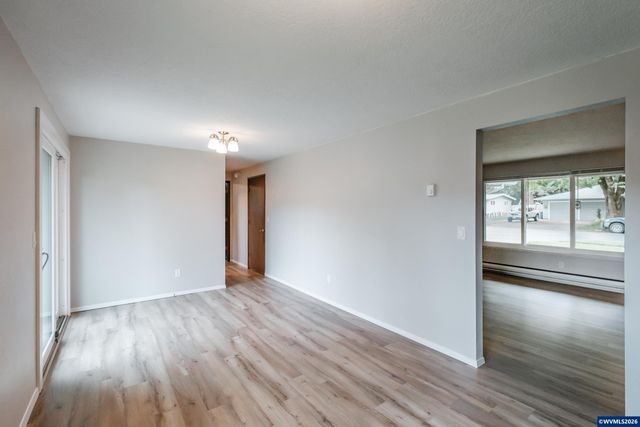 4842 Lone Oak Rd SE, Salem, OR 97302