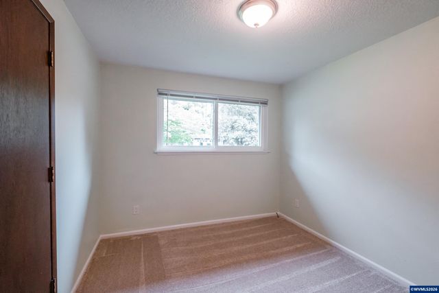 4842 Lone Oak Rd SE, Salem, OR 97302