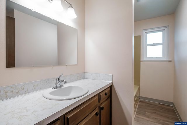 4842 Lone Oak Rd SE, Salem, OR 97302