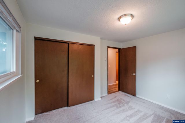 4842 Lone Oak Rd SE, Salem, OR 97302