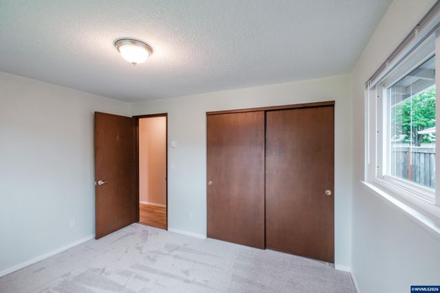 4842 Lone Oak Rd SE, Salem, OR 97302