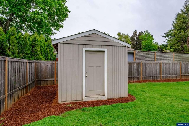 4842 Lone Oak Rd SE, Salem, OR 97302