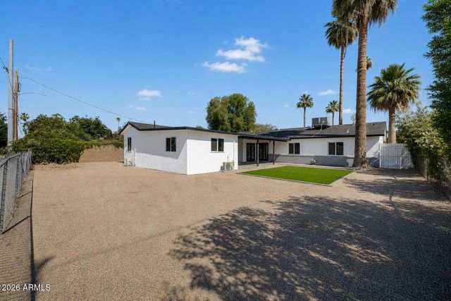 1147 E FLYNN Lane, Phoenix, AZ 85014