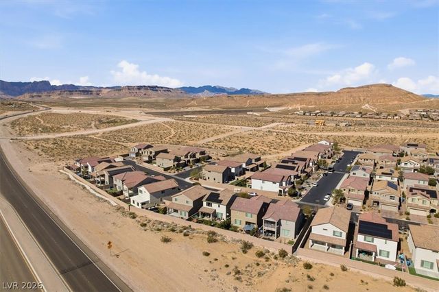 10043 Fletcher Peak Avenue, Las Vegas, NV 89178