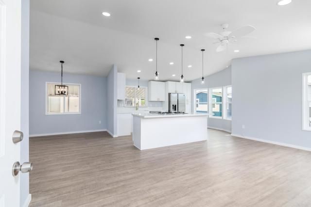 35 Parkwood Lane, Oceanside, CA 92054