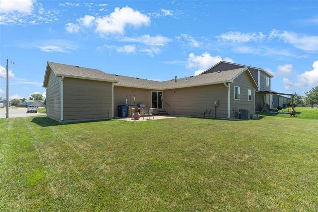 10300 W JEWELL CIRCLE, Wichita, KS 67209
