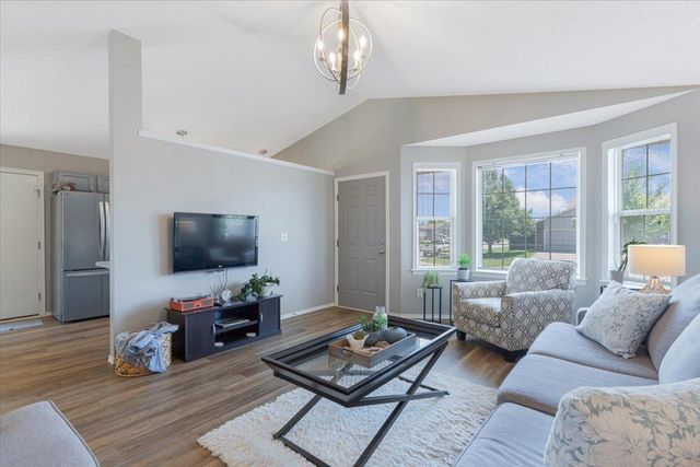 10300 W JEWELL CIRCLE, Wichita, KS 67209