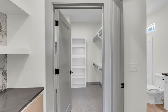 5161 N Colonial Ave, Bel Aire, KS 67226