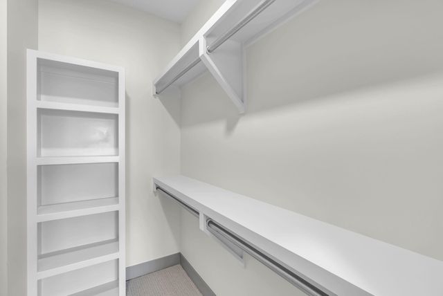 5161 N Colonial Ave, Bel Aire, KS 67226