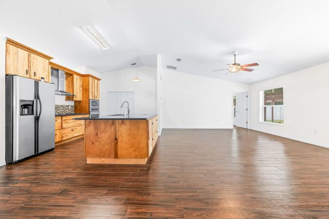 17 Porter Lane, Palm Coast, FL 32164