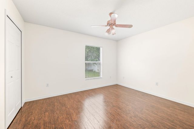 17 Porter Lane, Palm Coast, FL 32164