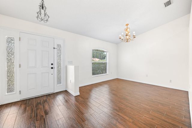 17 Porter Lane, Palm Coast, FL 32164