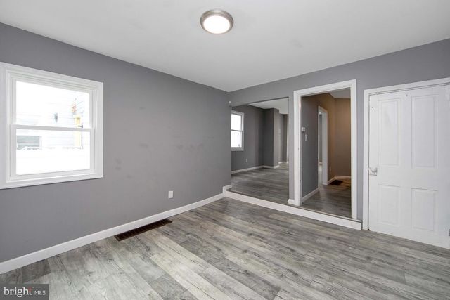 133 E FEDERAL ST, Burlington, NJ 08016