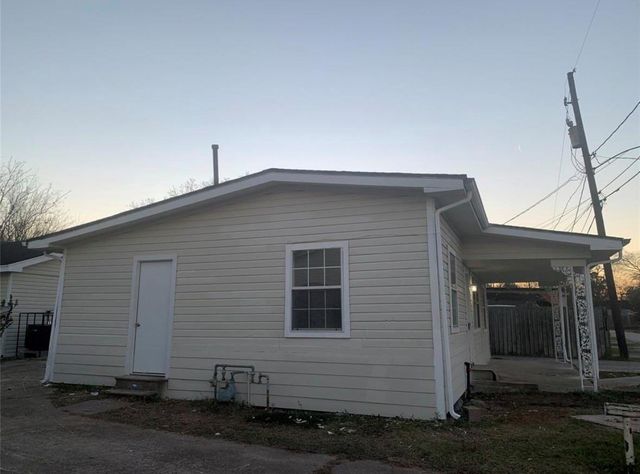 324 Delaware Street A, Houston, TX 77029