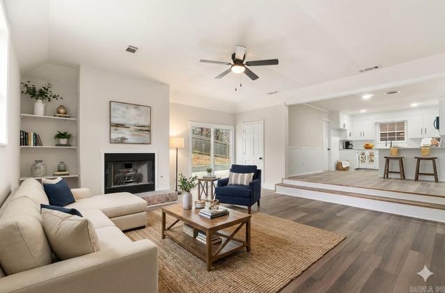 1702 Lynnwood Drive, Benton, AR 72015