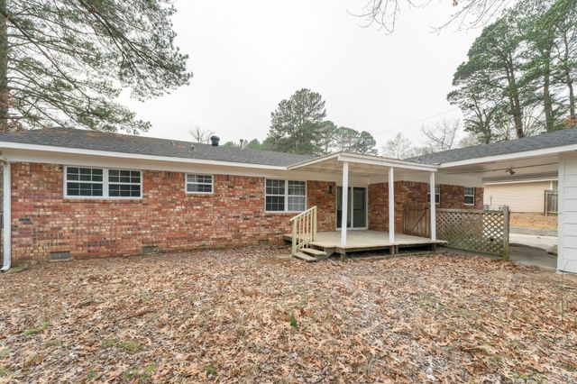 1702 Lynnwood Drive, Benton, AR 72015